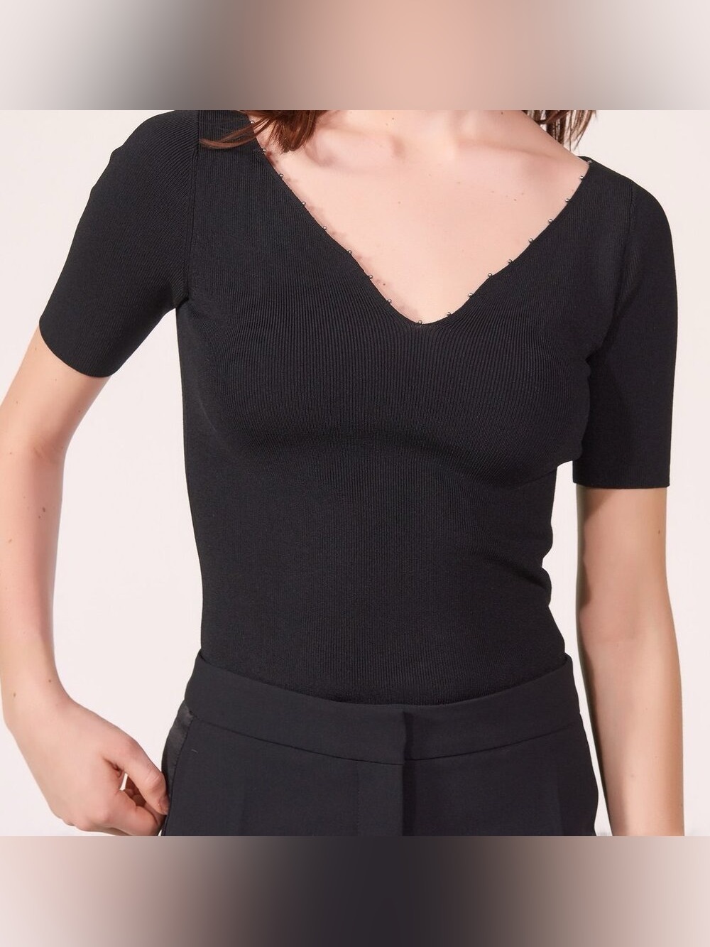 Sandro Paris Black Beaded V-Neck Knit Top Size 1 Small